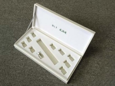 濟(jì)南彩盒生產(chǎn)廠家，定制化妝品包裝盒內(nèi)托有這些方案