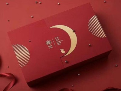 中秋送禮，別讓你的月餅包裝盒裸奔了，濟(jì)南精裝盒廠家教你這樣做