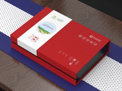 濟南紙盒廠家提醒，現(xiàn)在定制包裝盒，還能趕上春節(jié)銷售旺季的這班車！