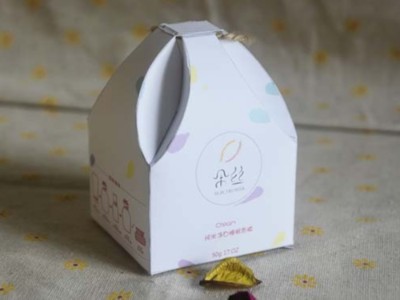 濟(jì)南包裝盒廠家設(shè)計的化妝品包裝盒，如何得到消費(fèi)者認(rèn)可？